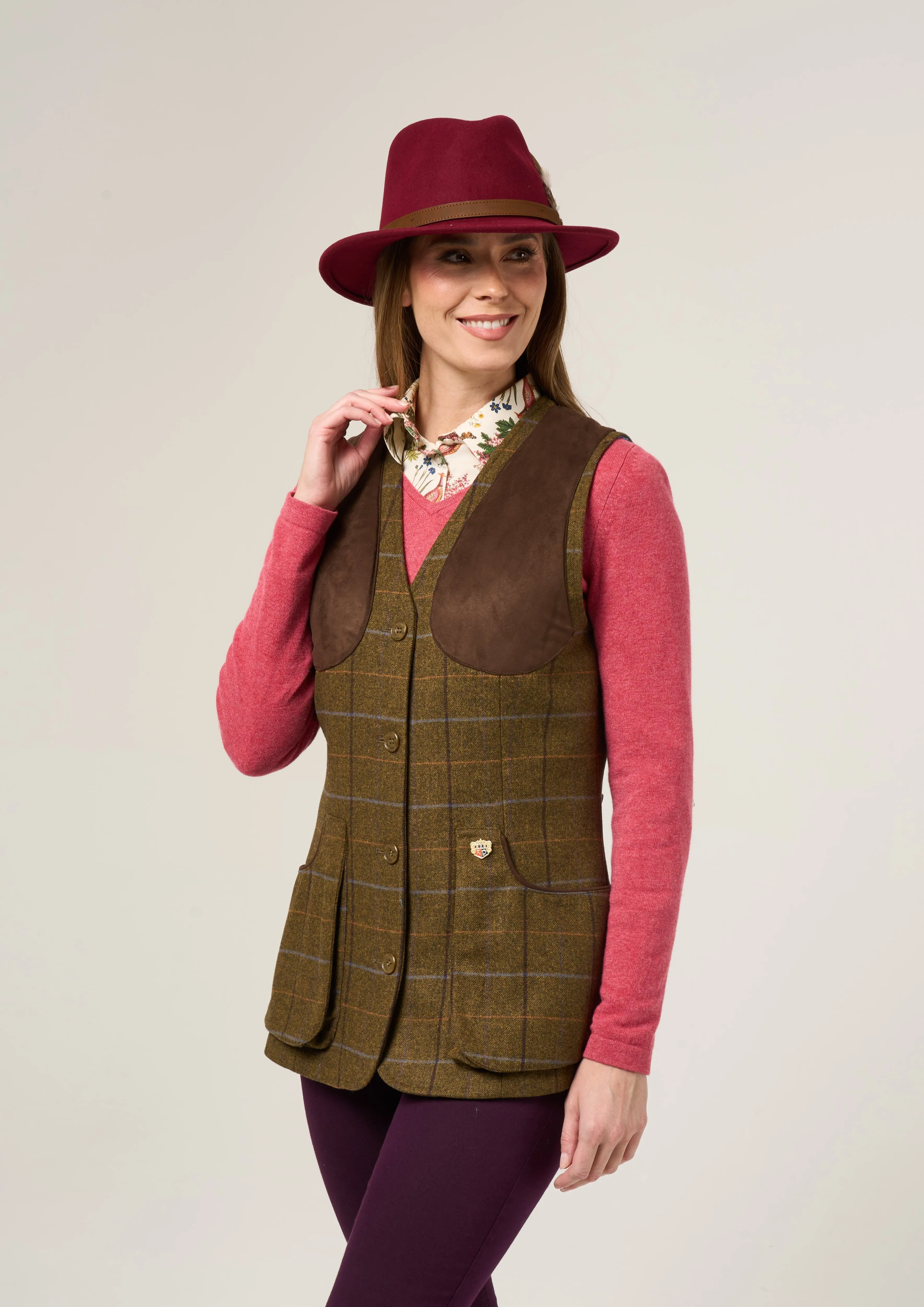 Combrook Ladies Tweed Shooting Waistcoat In Hazel - Regular Fit