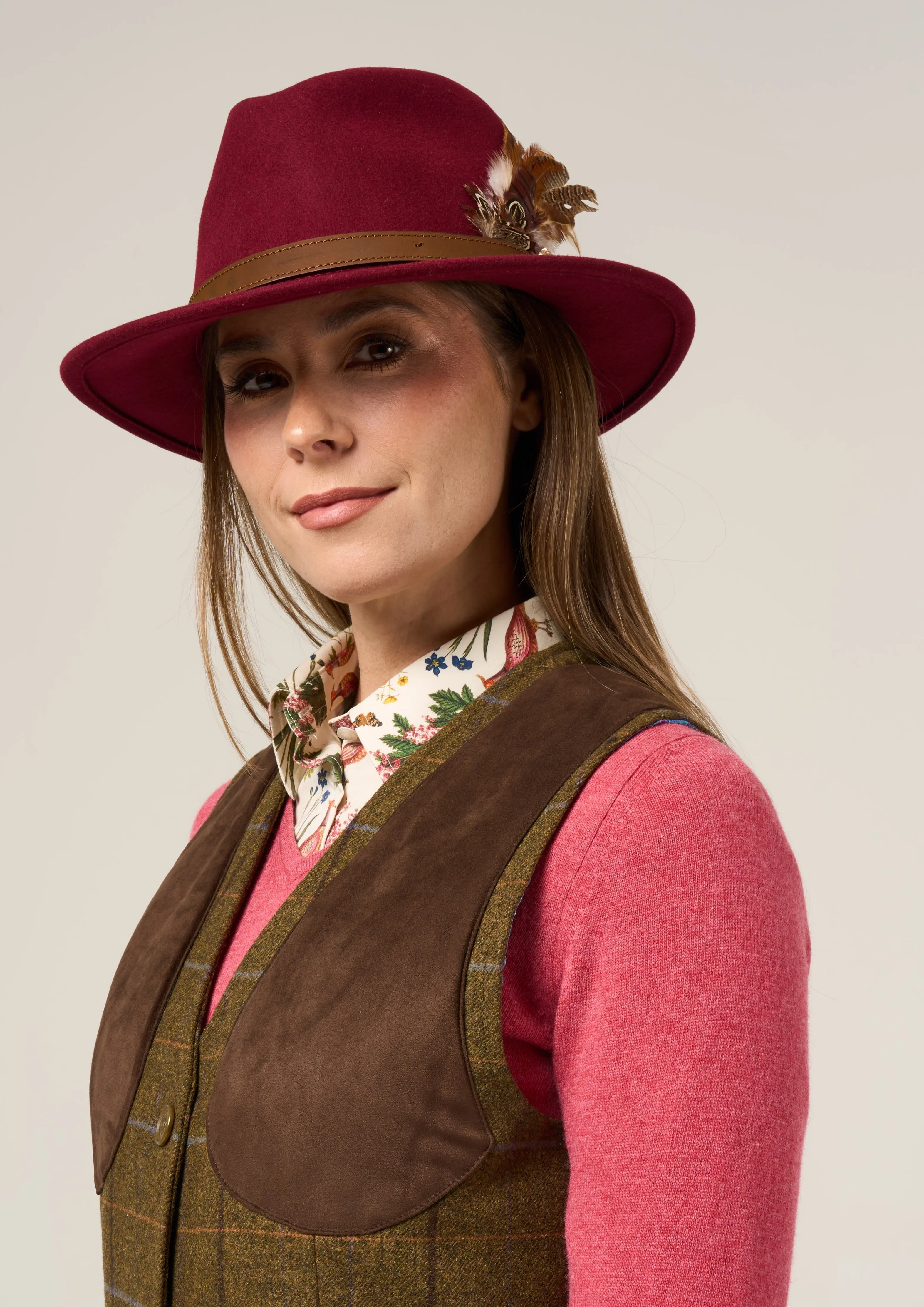 Combrook Ladies Tweed Shooting Waistcoat In Hazel - Regular Fit